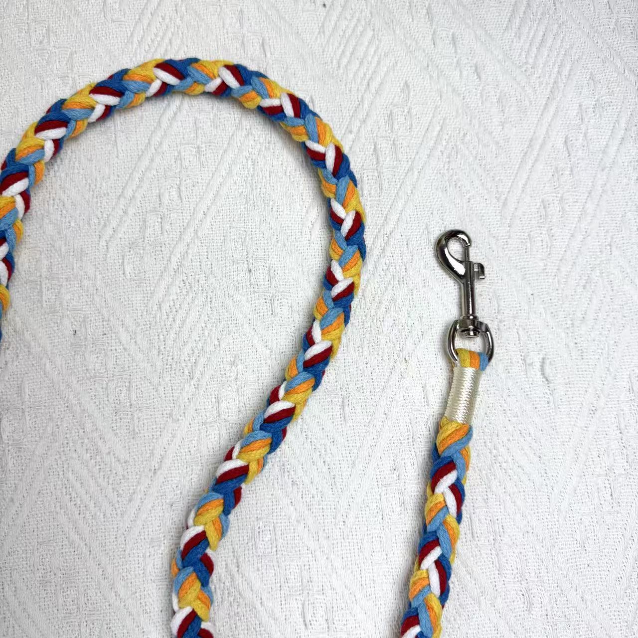 Red & Blue | 9-Flower Handwoven Decorative Dog Leash